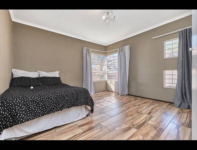 1 BEDROOM APARTMENT FOR SALE IN RUIMSIG